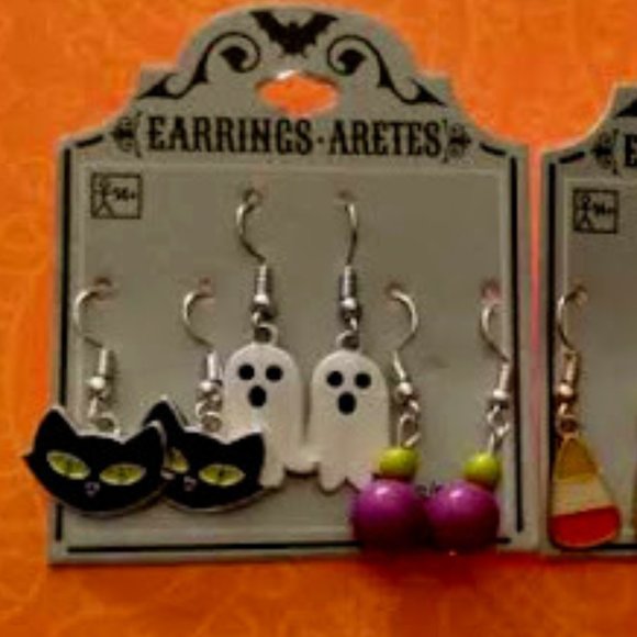HAUNT COUTURE HALLOWEEN 6pc MAGIC BLACK CAT/CANDY CORN/GHOST/BOO EARRINGS**NEW! - Picture 3 of 8